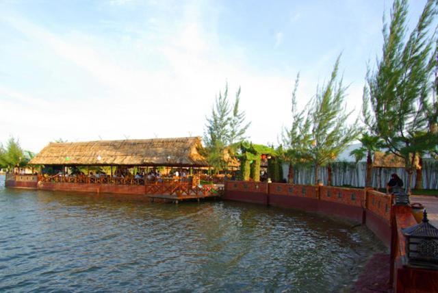 Ho Nam Resort Bac Lieu Luaran gambar